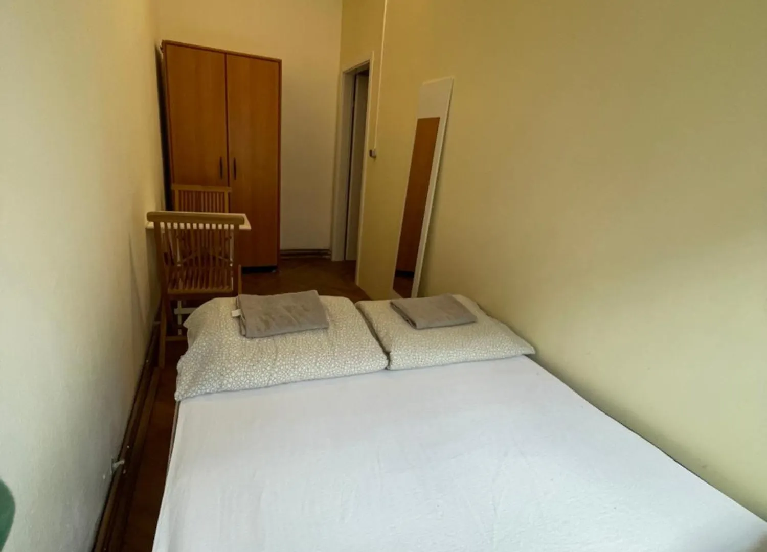 Schoepfwerk Hostel Vienna Homestay