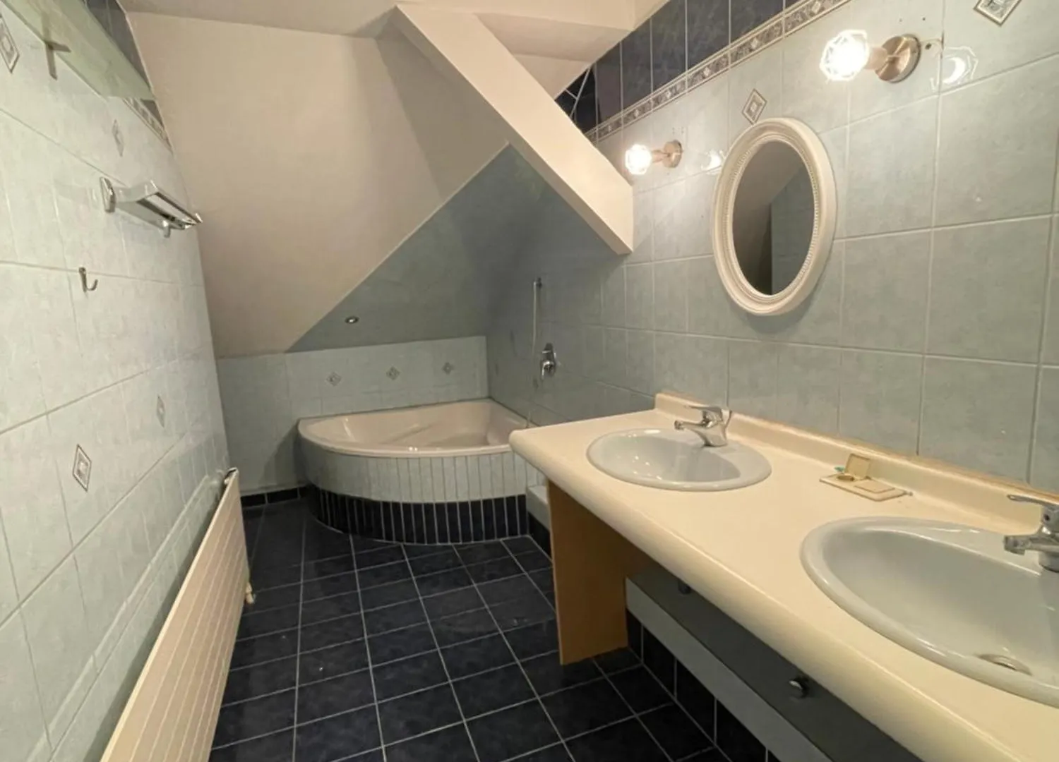 Schoepfwerk Hostel Vienna Homestay