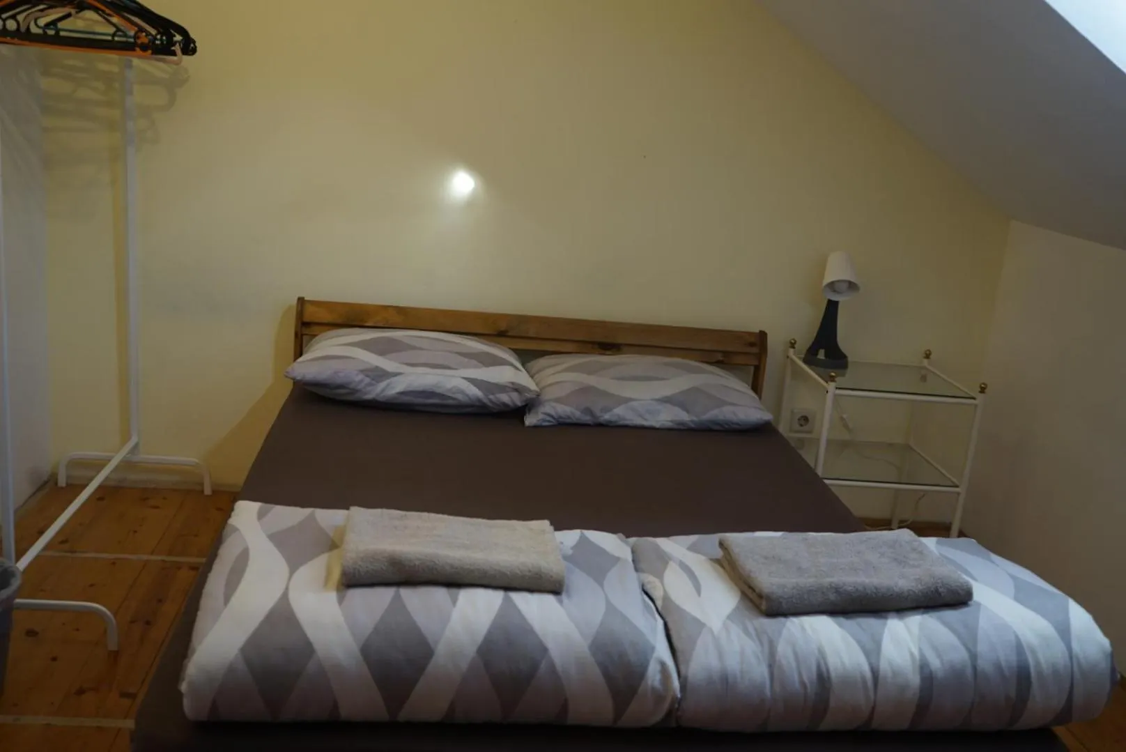 Schoepfwerk Hostel Vienna 0*,  Austria